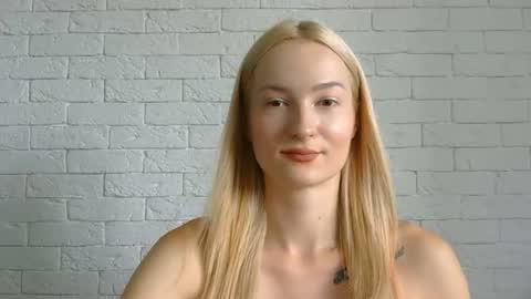 Snapshot of alice_sweet_01 chatting on 27, 7, 2026 Alice online show from 27, 7, 2026