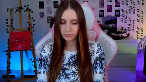 alicecharmy online show from 13, 9, 2025