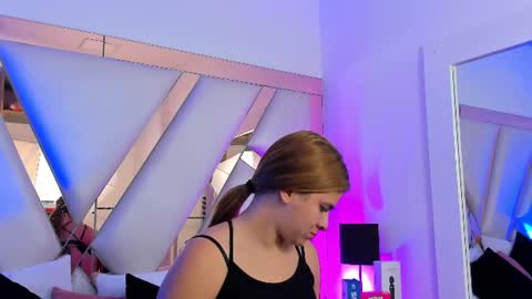 AliceCruz online show from 13, 7, 2026