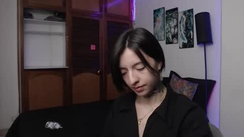 Snapshot of alicee_logan_ chatting on 15, 10, 2025 alicee_logan_ online show from 15, 10, 2025