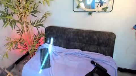 Snapshot of alicee_vixen chatting on 11, 6, 2026 Alice online show from 11, 6, 2026