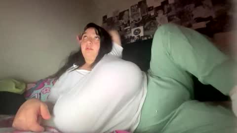 Snapshot of aliceinboobieland chatting on 19, 10, 2025 Aliceinboobieland online show from 19, 10, 2025