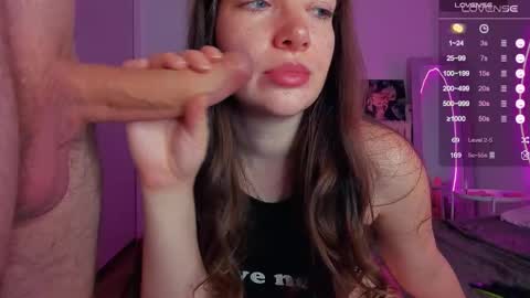 Snapshot of alicekaneky_xx chatting on 12, 9, 2025 Alice 19 Kaneky 19 online show from 12, 9, 2025