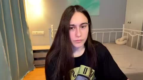 Snapshot of alicekollt chatting on 19, 6, 2026 alicekollt online show from 19, 6, 2026