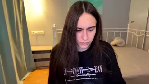 Snapshot of alicekollt chatting on 7, 7, 2026 alicekollt online show from 7, 7, 2026