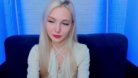 Snapshot of alicemonro chatting on 29, 9, 2025 alicemonro online show from 29, 9, 2025