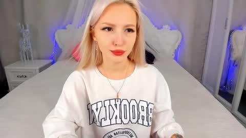 alicemonro online show from 12, 11, 2025