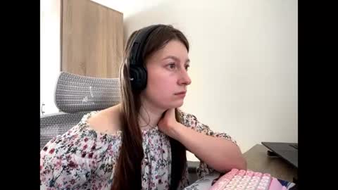 Jenny online show from 23, 6, 2026