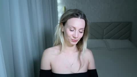 Snapshot of alicewonders_ chatting on 19, 12, 2024 Alice online show from 19, 12, 2024