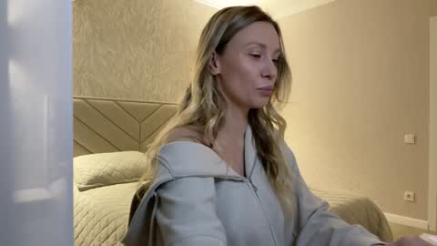 Snapshot of alicewonders_ chatting on 9, 1, 2025 Alice online show from 9, 1, 2025