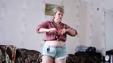Alicexmistress online show from 23, 10, 2025