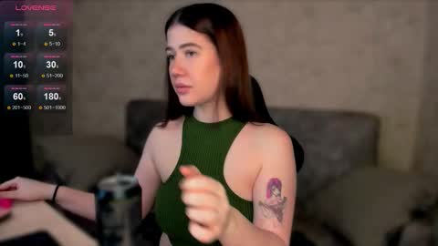 Snapshot of alicia_hines chatting on 29, 9, 2025 Alicia online show from 29, 9, 2025