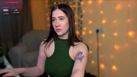 Snapshot of alicia_hines chatting on 4, 11, 2025 Alicia online show from 4, 11, 2025