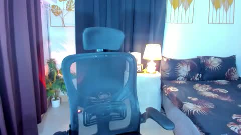 aliciacum online show from 30, 10, 2025