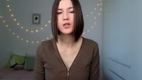 Snapshot of alicianoveli chatting on 8, 7, 2026 alicianoveli online show from 8, 7, 2026