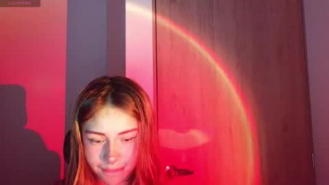 aliciia_23 online show from 27, 3, 2026