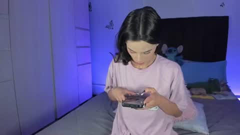 Aiko  Independent Model  online show from 14, 7, 2026