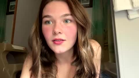 Snapshot of aliii1123 chatting on 27, 1, 2025 aliii1123 online show from 27, 1, 2025