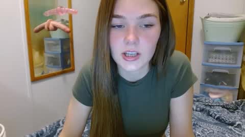 Snapshot of aliii1123 chatting on 18, 2, 2025 aliii1123 online show from 18, 2, 2025