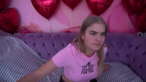 Snapshot of alinalemon chatting on 8, 2, 2026 Alina online show from 8, 2, 2026