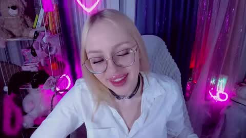 Snapshot of alinaocean chatting on 20, 4, 2026 alinaocean online show from 20, 4, 2026