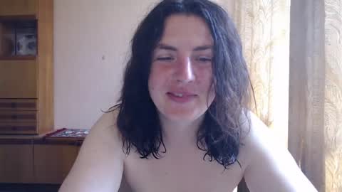 Snapshot of alinaxjames chatting on 14, 7, 2026 AlinaxJames online show from 14, 7, 2026