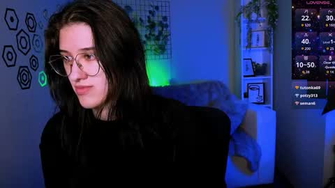 Alisa online show from 19, 10, 2025