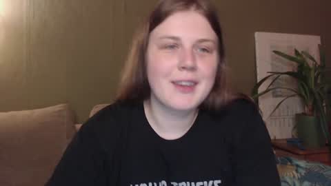 Snapshot of alisashy666 chatting on 6, 8, 2026 alisashy666 online show from 6, 8, 2026