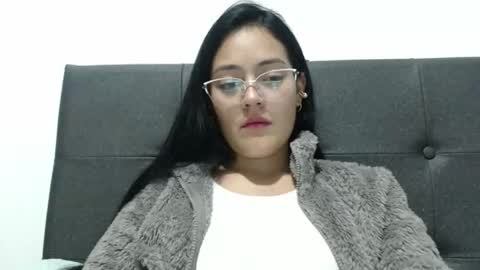 alisha_9997 online show from 25, 5, 2026