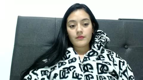 alisha_9997 online show from 19, 6, 2026