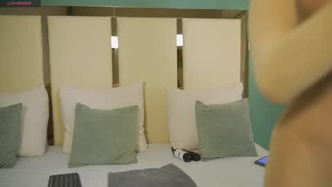 buy my videos follow me in my new instagram fernanda699  online show from 23, 11, 2025