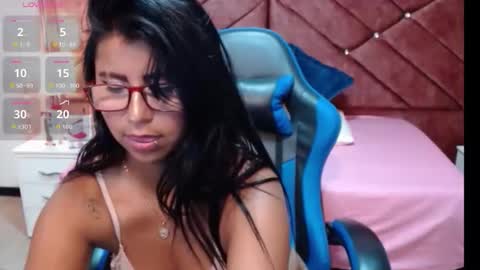 alisha_gamskar13 online show from 14, 3, 2026