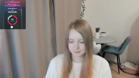 Alya online show from 10, 9, 2025