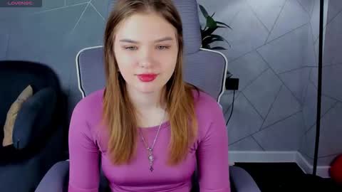 Snapshot of alisia_martin chatting on 2, 3, 2026 Alisia online show from 2, 3, 2026