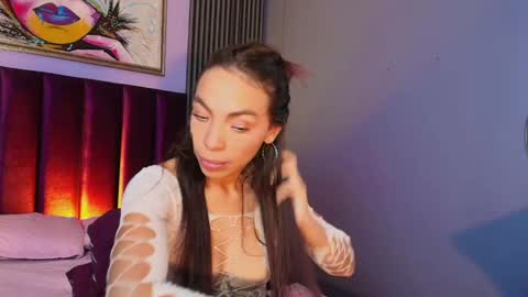 Alison Bonnet online show from 19, 10, 2025