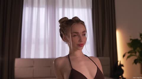 Alissa online show from 5, 11, 2025