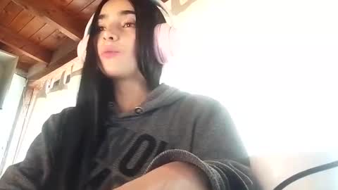 Alisson369  online show from 11, 2, 2025