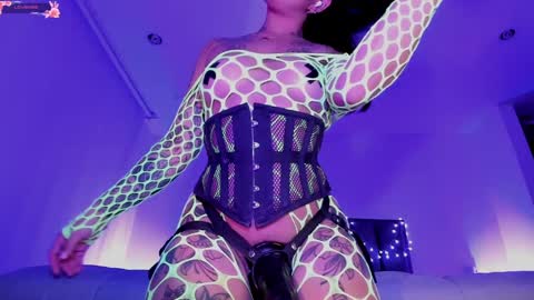    online show from 3, 1, 2025