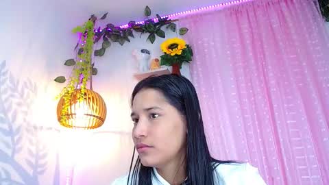 Snapshot of alisson_wiley chatting on 18, 4, 2026 alisson online show from 18, 4, 2026