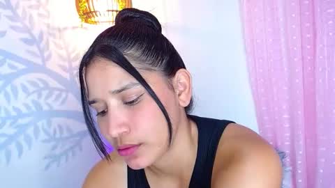 Snapshot of alisson_wiley chatting on 5, 5, 2026 alisson online show from 5, 5, 2026