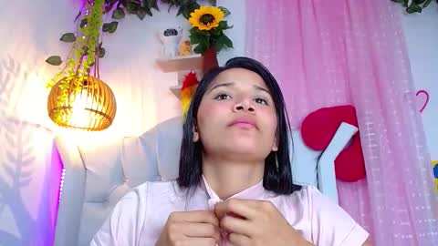 Snapshot of alisson_wiley chatting on 19, 5, 2026 alisson online show from 19, 5, 2026
