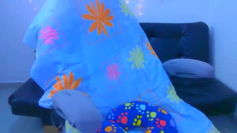 alixxe_ online show from 15, 12, 2025