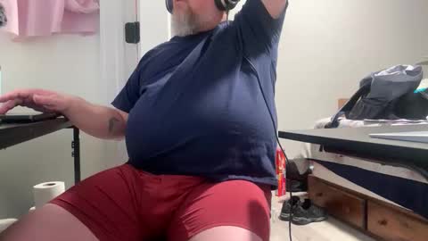 Allergictolove online show from 19, 2, 2026