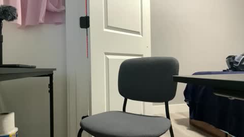 Allergictolove online show from 3, 4, 2026