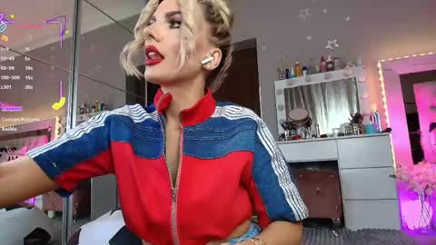 Snapshot of allesya23 chatting on 25, 5, 2026 onlyfansallesya23 online show from 25, 5, 2026