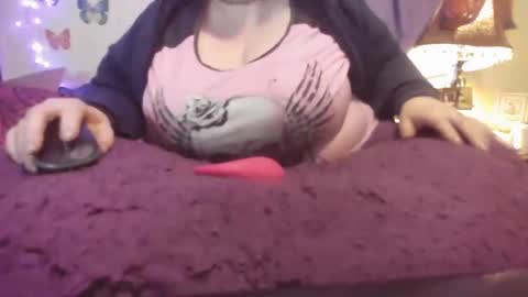 Alli Kat online show from 3, 12, 2024