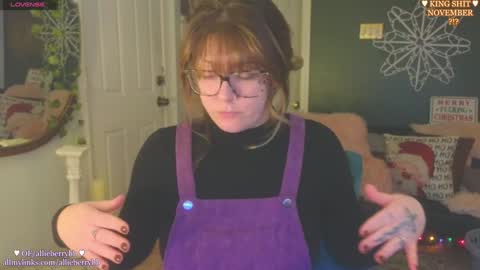 Snapshot of allieberrybb chatting on 3, 12, 2024 bb online show from 3, 12, 2024