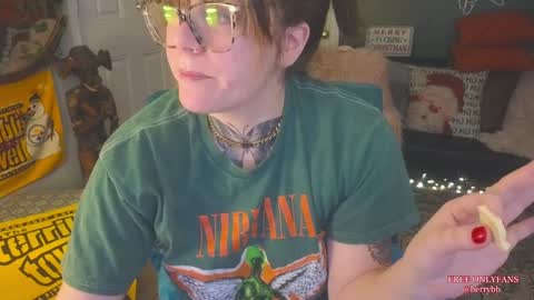 Snapshot of allieberrybb chatting on 23, 12, 2024 bb online show from 23, 12, 2024