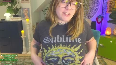 Snapshot of allieberrybb chatting on 31, 12, 2024 bb online show from 31, 12, 2024