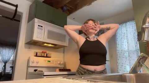 Snapshot of allieberrybb chatting on 10, 1, 2025 bb online show from 10, 1, 2025